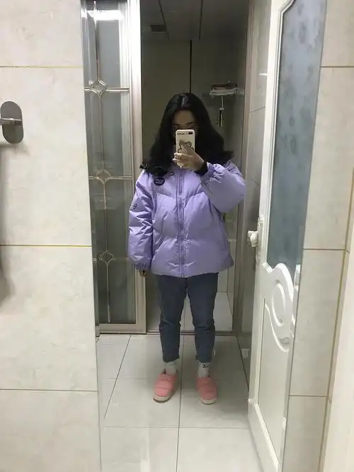 衣服显矮 今天一米四 是九分裤!下面还有一小截腿!