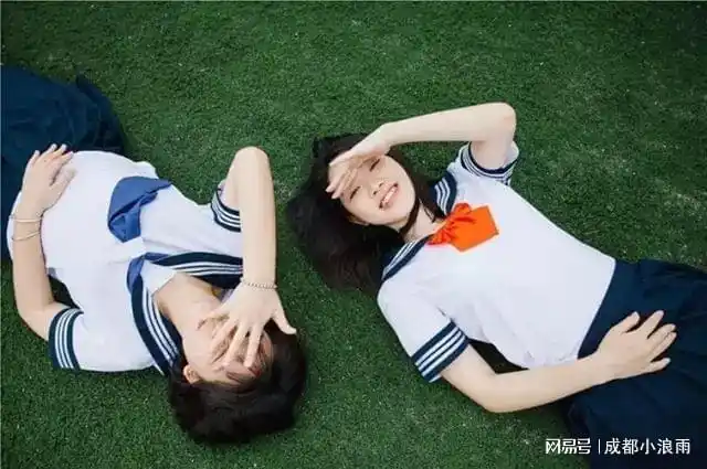 成都毕业照拍摄这样拍不好看算我输