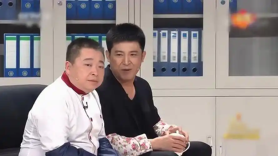 孙涛春晚小品《提意见》,辛辣讽刺职场弊病