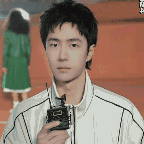 歪头的时候也嗲嗲嘚#lacoste品牌全球代言人王一博##王一博