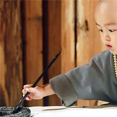 真人呆萌小和尚头像