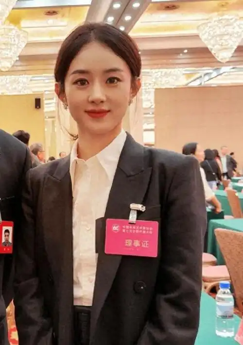 赵丽颖清纯亮眼,刘涛,周涛,朱迅各有千秋,谁是你最爱?