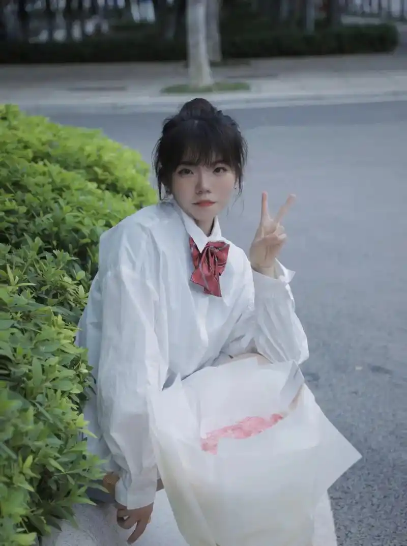分享照片 #白衬衫 #校园 #学生时代 - 抖音