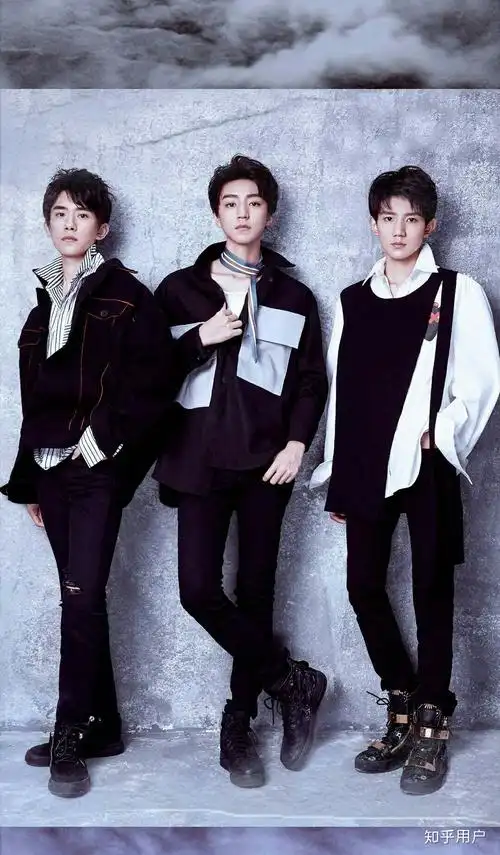 如何评价tfboys六周年演唱会