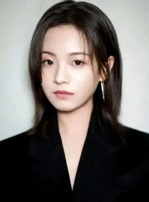 李庚希杨润泽恋情#有八卦媒体拍到李庚希和杨润泽