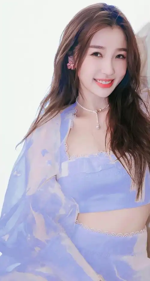 甜美温柔的虞书欣清纯甜美灵动温柔