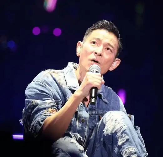 刘德华庆出道四十周年出镜人气过亿,号召力令人佩服_个人_马东_数字