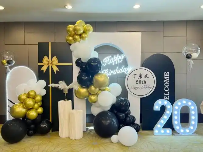 你好 | 20岁!黑金色系成人生日宴场景布置