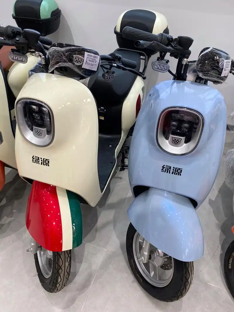 绿源电动车 绿源zcl的一代和二代有啥区别?在线等