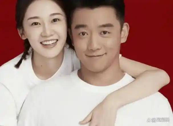 女演员生娃被嘲,一夜翻红惊艳众人,郑恺:幸亏我和她结婚了