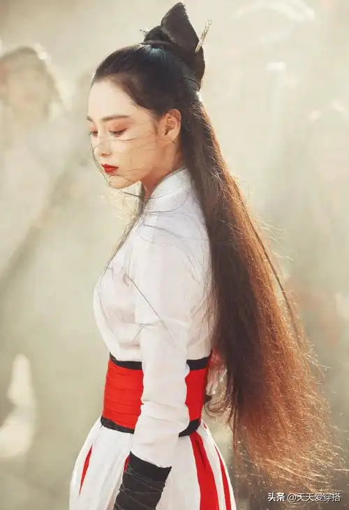 盘点女星古装唯美的侧脸镜头,你觉得谁最美!