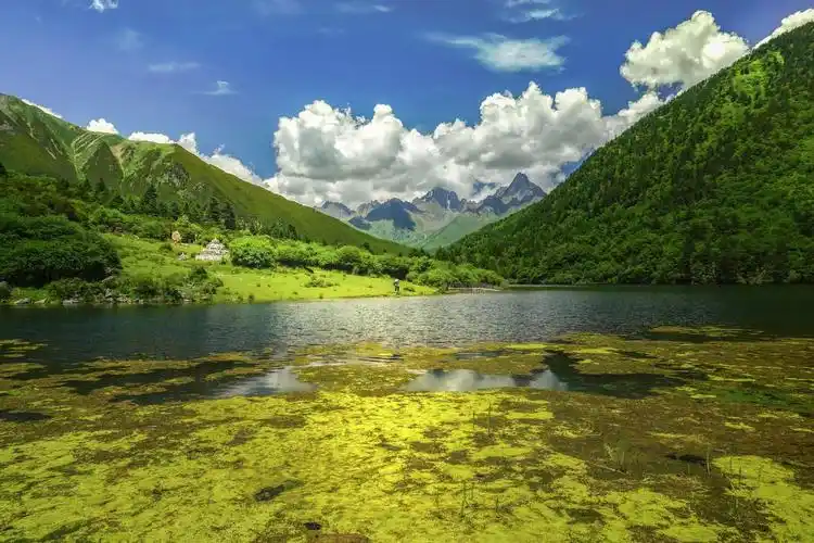 超美丽迷人的湖泊风景