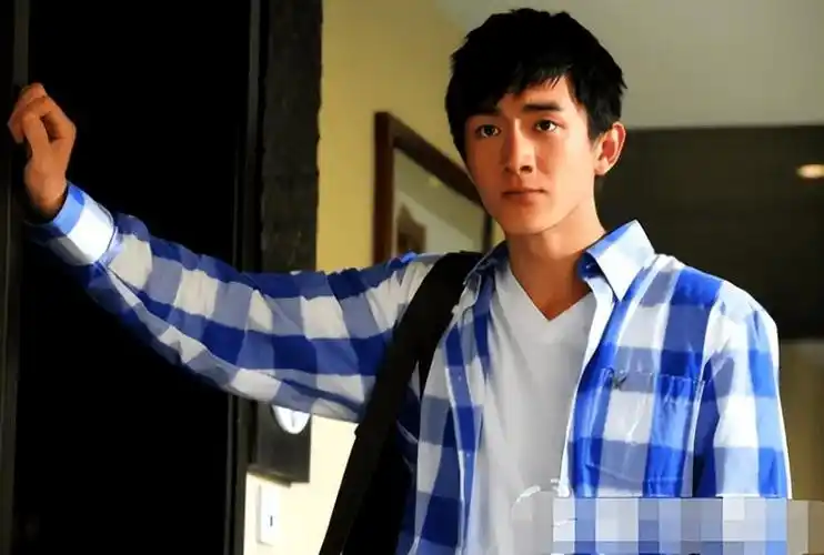 她是林更新最想挽回的一个前任,却在林更新开口前,和别人结了婚