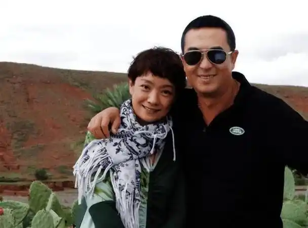 王海燕:带着24亿嫁给演员张嘉译,婚后老公爆出本性,如今后悔吗