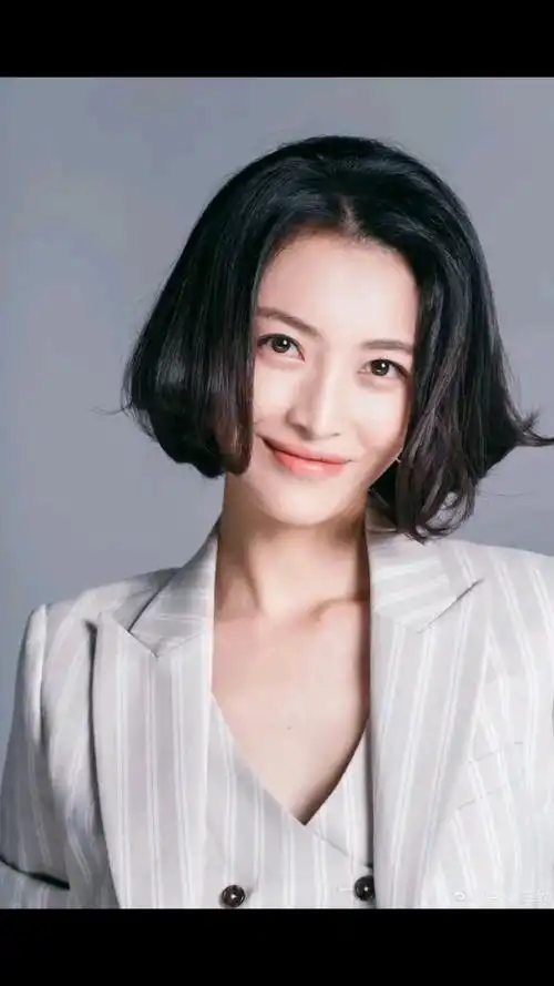 杨洋改名杨菲洋超女杨菲洋个人资料改名原因是与男演员杨洋重名吗