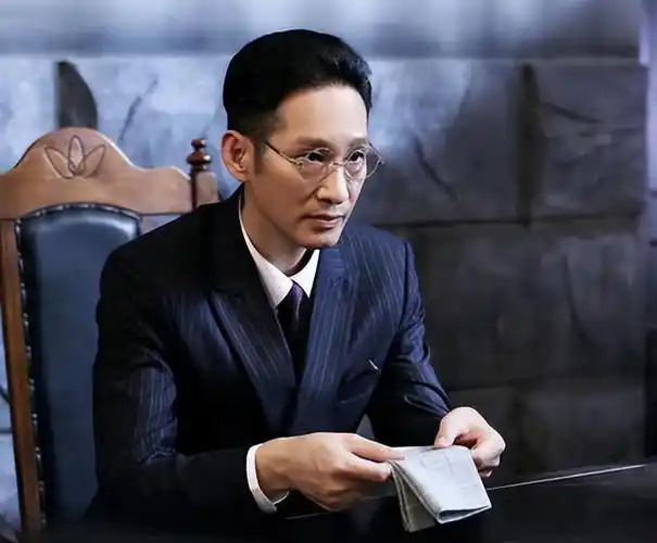 王劲松个人资料简介王劲松演32年的配角终成名