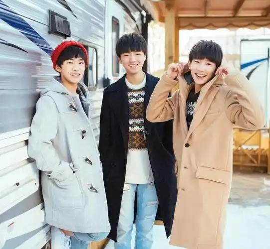 王源满脸痘印,千玺皮肤浮粉,王俊凯面庞臃肿,养成系难度此关