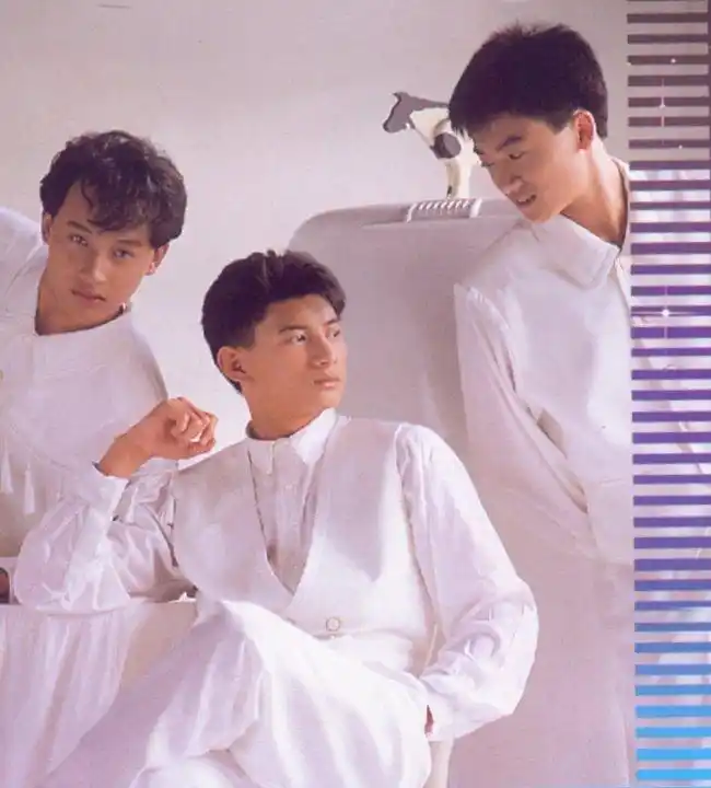 苏有朋面试小虎队见到陈志朋的时候疑惑张国荣来这里干什么