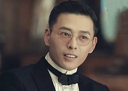 本以为剧中的沈听白就够帅了,看到他的古装照,好想嫁给他!