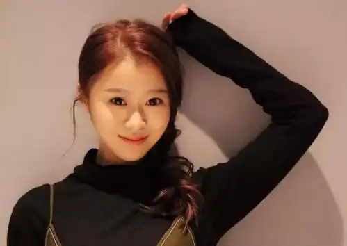 董慧_演员_作品_个人资料_简历_生日_经历_留言 - 酷乐米