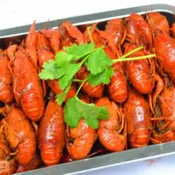 十三香手抓小龙虾