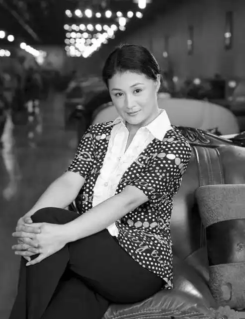 谢大脚扮演者于月仙图片谢大脚的扮演者于月仙图片