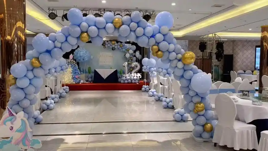 12岁男孩生日宴布置