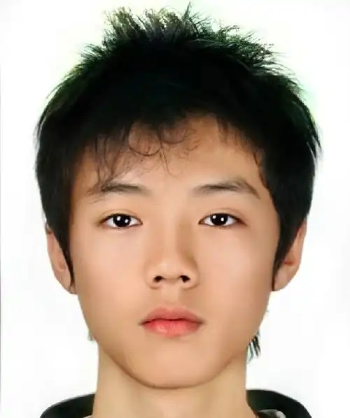 鹿晗出道前旧照