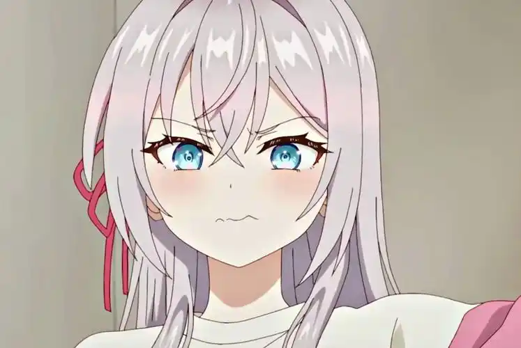 "谁会拒绝一个会俄语的白毛美少女呢"