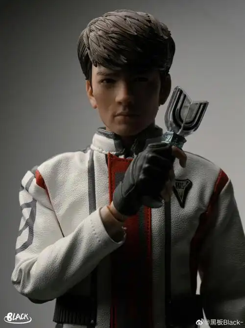 vts toys 1/6 大古队员预订的是豪华版,头雕型是准的,就是涂装比较平