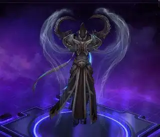 翅膀更是一个比较完整的心型,2333