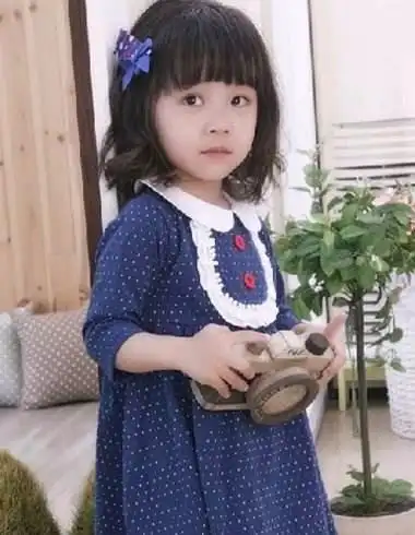 这几个都挺好看的  也很简单 等长长了可以用这几种发型  挺好看的