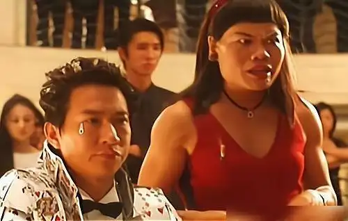 64岁八两金全家照儿子帅气老婆亏光家产称周星驰是兄弟