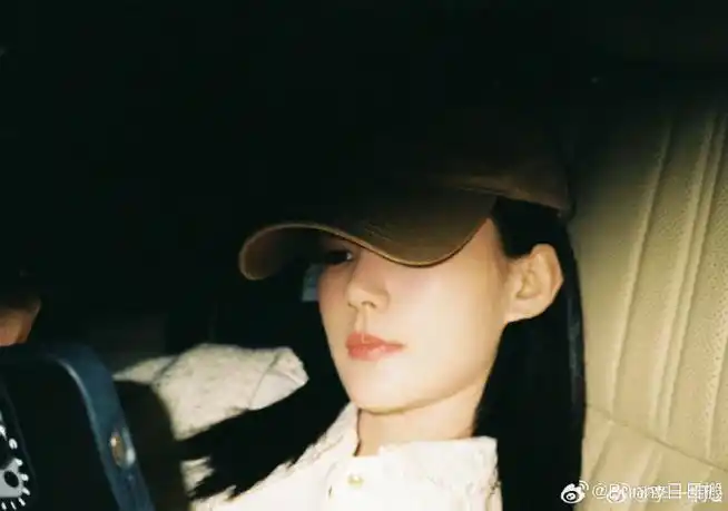 李一桐发际线#短发李一桐超飒的好嘛!