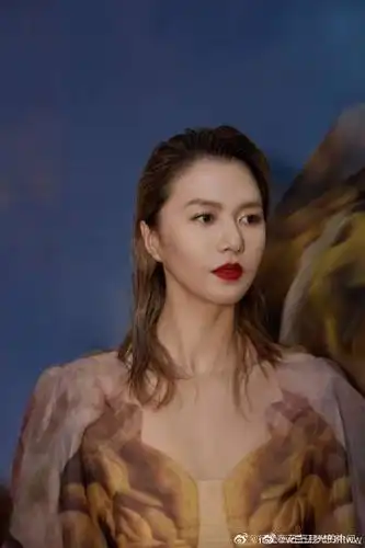 谭维维[超话]# 最爱的维维女神维维啊[心][.