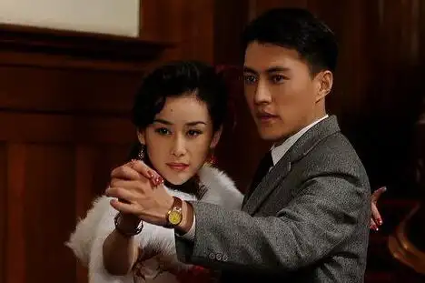 靳东个人资料和出演的电视剧作品 靳东女友周扬图片(2)