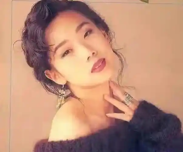 回顾:林忆莲多有魅力?李宗盛为她离婚,张国荣说她是最性感女人