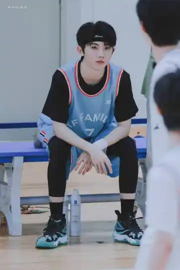 2长得帅和打球帅 一不小心都占了@时代少年团队长-马嘉祺#tf家族夏日