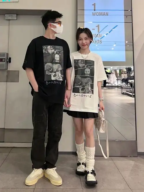 经典黑白色系158175情侣穿搭