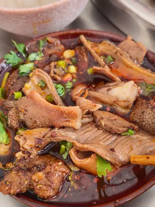 碧桂园楼下新开的武隆羊肉非常惊艳.