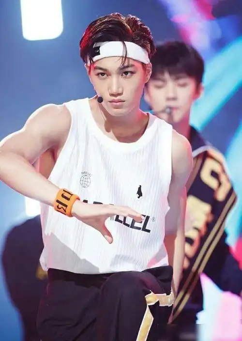 终于等到了exo金钟仁将于下半年开展solo活动sm股票创新高