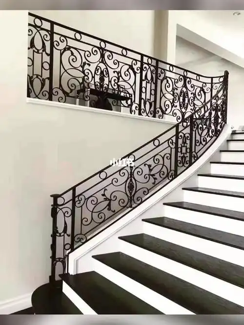 别墅铁艺楼梯栏杆
