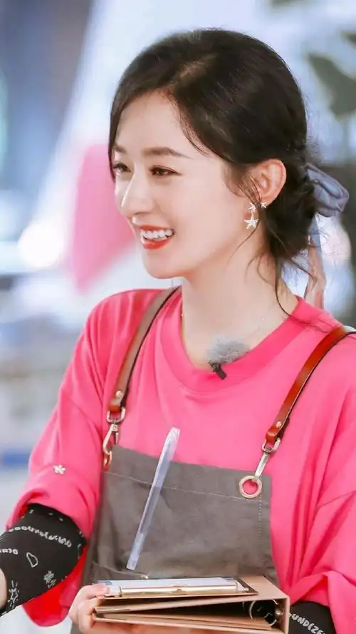 20岁的赵丽颖,太土萌了,有没有整容,看一眼就懂了