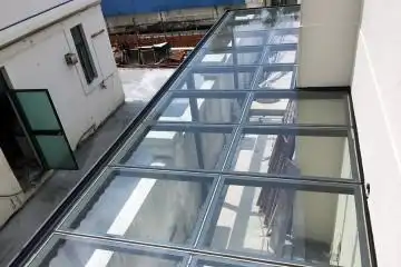 03二沙岛铝合金玻璃雨棚yp003