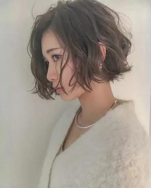 短烫发