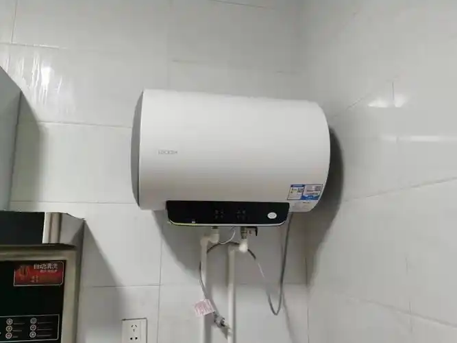 小型家用卫生间即热式淋浴洗澡节能速热储水电热水器les50h-lt晒单图