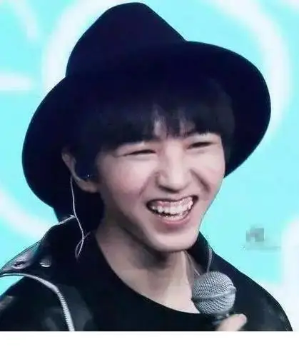 长得很好看,笑的时候却很"丑"的明星,看到王俊凯,网友笑出声