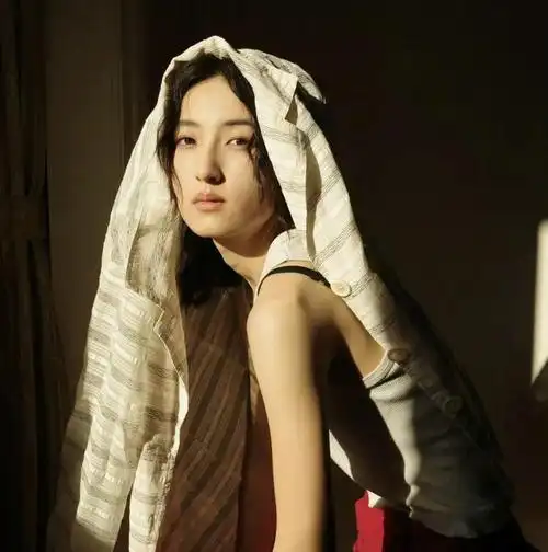 杨紫监视赵丽颖陈学冬退圈被男大佬包养王俊凯拉黑张子枫黄子佼性侵