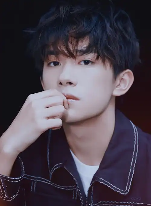 易烊千玺壁纸 手机壁纸