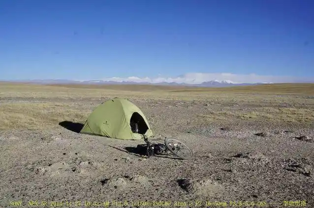 照片资料全部记录了聪明哥一个人72天在羌塘和可可西里无人区形单只影